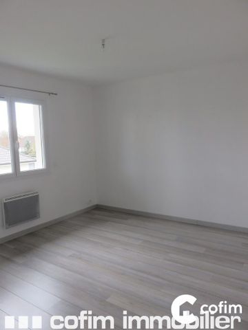 Maison mitoyenne récente de 136m² avec jardin - Photo 2
