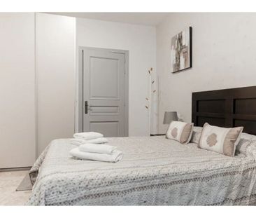 Luxury Semidetached House for rent in Marbella, Andalusia - Photo 2