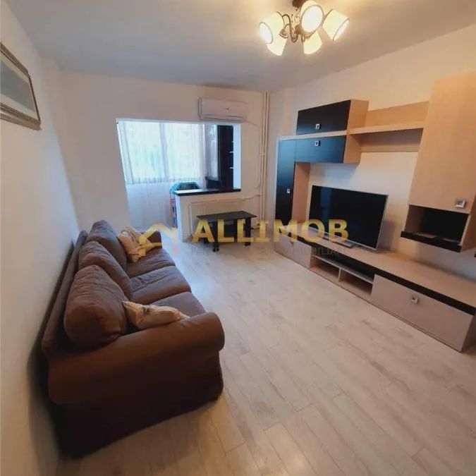 Apartament 2 camere in Ploiesti, zona centrala - Fotografie 1