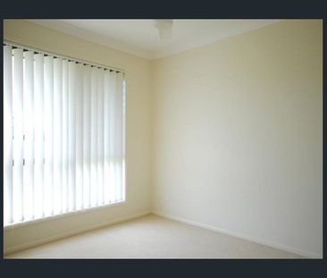 15 Hubner Drive, Rothwell QLD 4022 - House For Rent | Domain - Photo 2