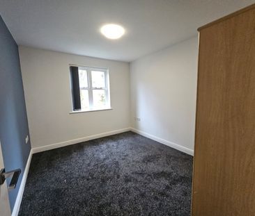 2 Bed Flat, Hadfield Close, M14 - Photo 3