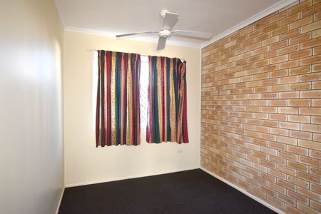 VERY NEAT AND TIDY UNIT IN IDEAL LOCATION - Photo 2