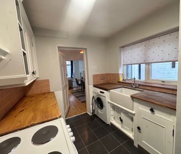 De La Pole Avenue, Hull - Photo 5