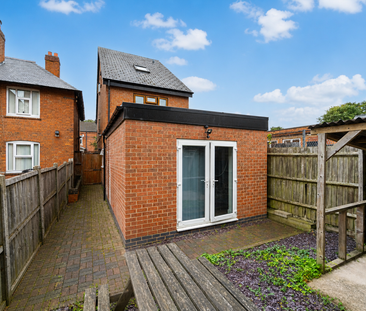 5 bedroom detached house to rent - Photo 5