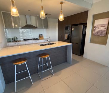 Golden Bay - Photo 3