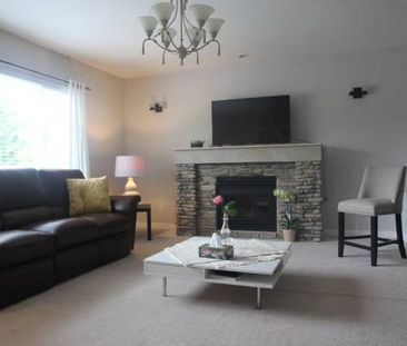 Newly Renovated Private, Spacious, Furnished One Bedroom - Photo 4