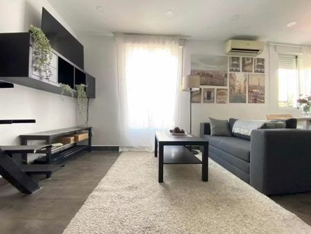 Plaza de la Puerta del Sol, Madrid, Community of Madrid 28013 - Photo 3