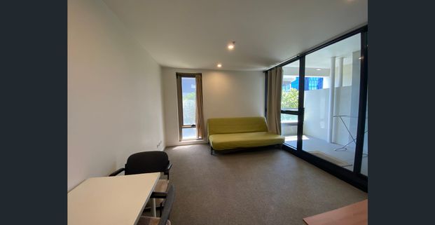 WALKING DISTANCE TO BOX HILL HOSPITAL / BOX HILL CENTRAL - Photo 1