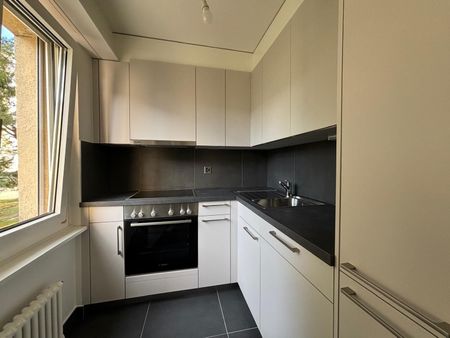 For rent: charming 3-room apartment – Le Landeron - Photo 2