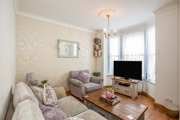 2 bedroom house to rent - Photo 1