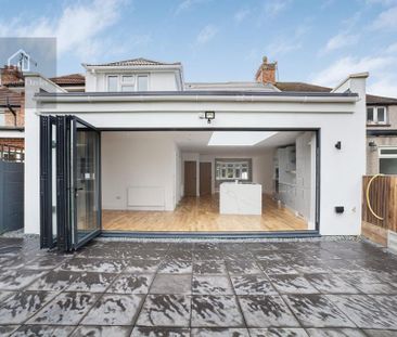 5 bedroom semi-detached house to rent - Photo 2