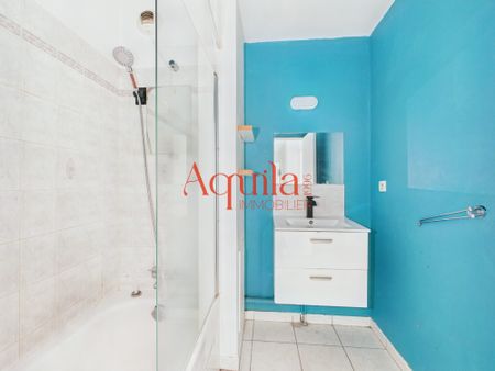 Location Appartement 3 pièces 70m² VILLEURBANNE 69100 - Photo 3