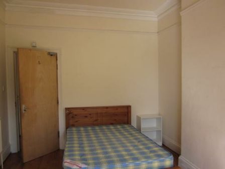 Student Properties to Let - Photo 4