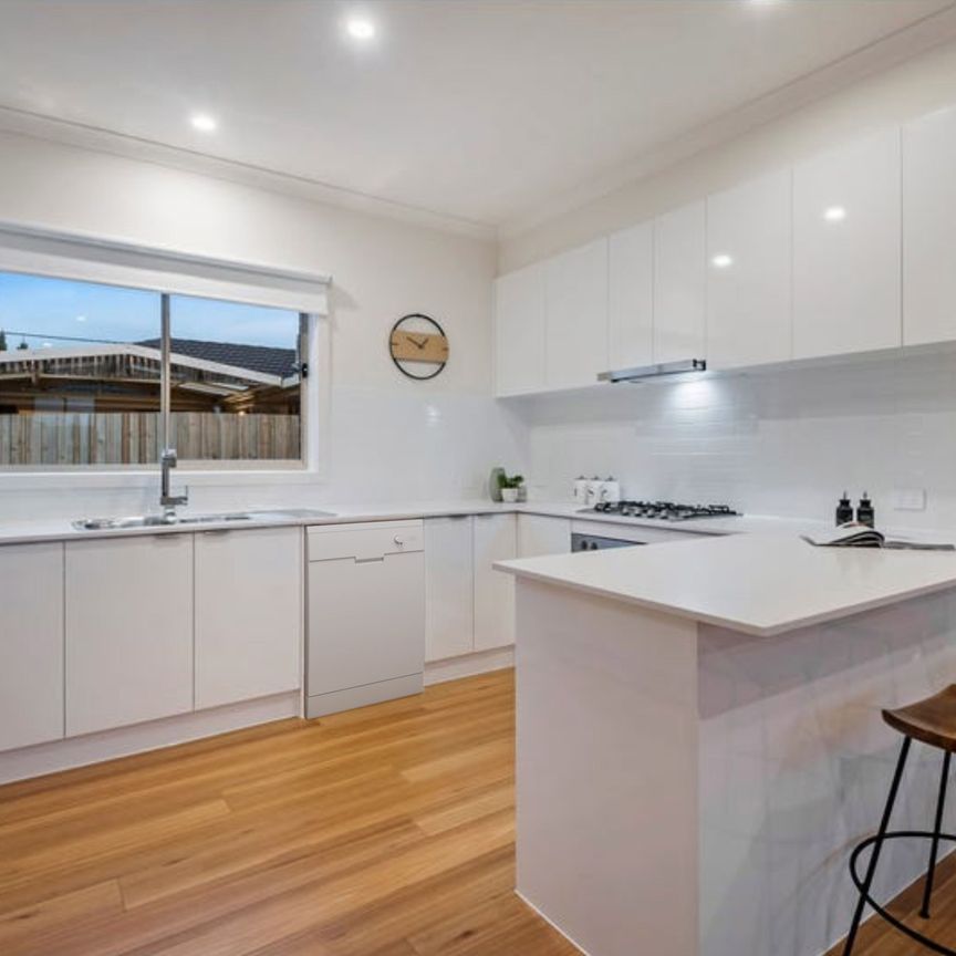 Modern Living in Mill Park - Photo 1