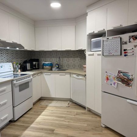 Appartement 4 1/2 TOUT INCLUS - Disponible 1er juillet à Lévis - Photo 4