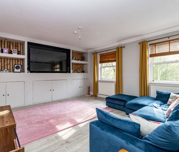 2 Bedroom - Photo 6
