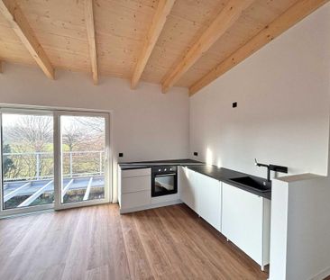 Sanierte 3-Zimmer-Dachgeschosswohnung mit großzügigem Balkon in Ham... - Photo 4