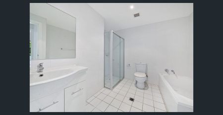 Spacious 1 Bedroom - Photo 5