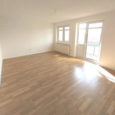 Gemütlich große 3 Raumwohnung mit Balkon, ab 1. September frei! - Photo 5