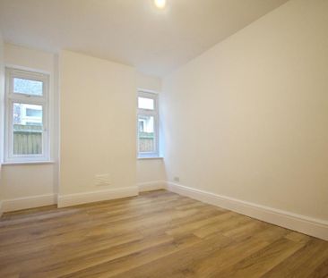 2 bedroom maisonette to rent - Photo 6