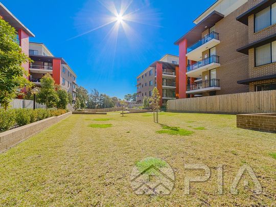 Don't miss out! Modern Apartment, Walking to Norwest metro station - Photo 1