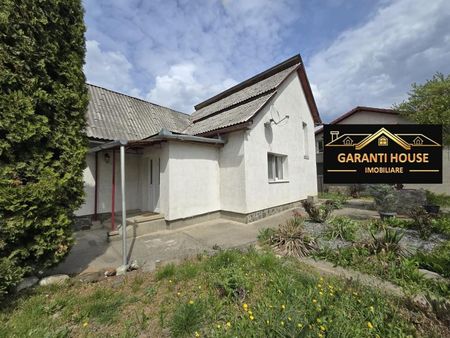 Zona Sebesului, casa mobilata, 2 camere - Photo 2