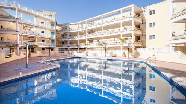 Amazing 3 bedroom house for rent in Campoamor - Photo 1