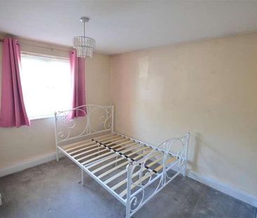 Telford Drivecippenhamsloughberkshire, SL1 - Photo 6