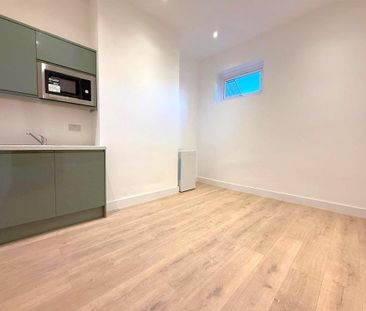 Studio to rent - Photo 5