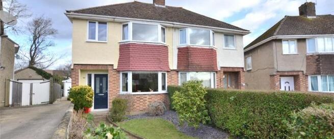 3 bedroom semi-detached house to rent - Photo 1
