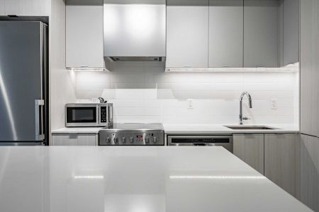 For Lease - 10 Gibbs Road Unit# 407, Toronto, Ontario - Photo 5