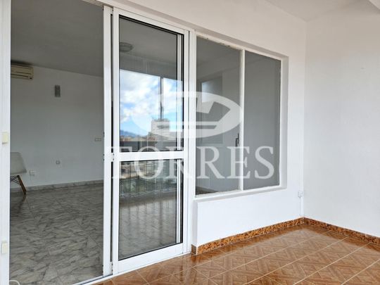 Piso de alquiler en Calle Alemania, Ensanche Centro - Puerto - Photo 1