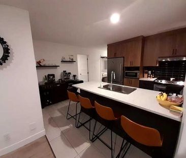 Splendide 5 ½ Style Condo (3 Chambres) – CONSTRUCTION RÉCENTE - Photo 3