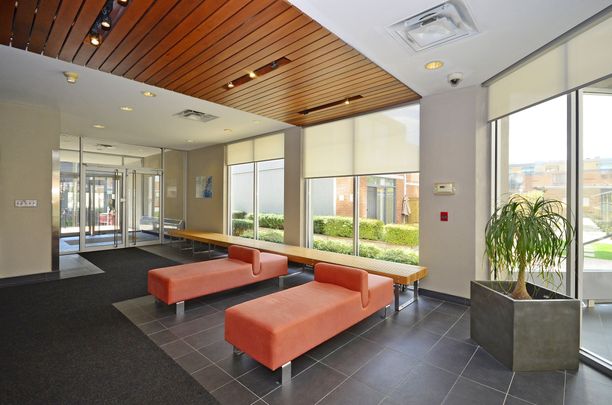 798 Richmond Street West - Photo 1