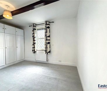 2 bedroom semi-detached house to rent - Photo 3