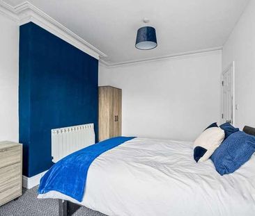 Fellowes Place, Stoke, Plymouth, PL1 - Photo 2