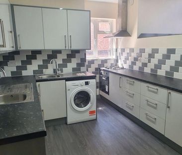 1 bedroom house of multiple occupation to rent - Photo 3