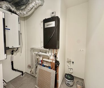 Ruim energiezuinig appartement met 2 slaapkamers - Photo 3