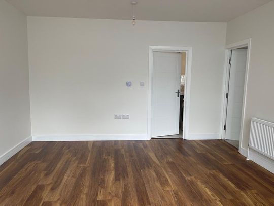 1 bedroom ground floor maisonette to rent - Photo 1