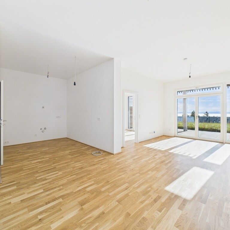 *Über der Nebelgrenze* 3- Zimmer Wohnung mit Balkon - Photo 1