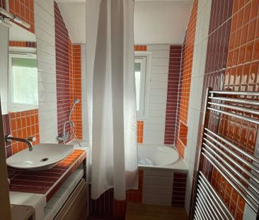 Location Maison 5 pièces 83m² - Photo 6