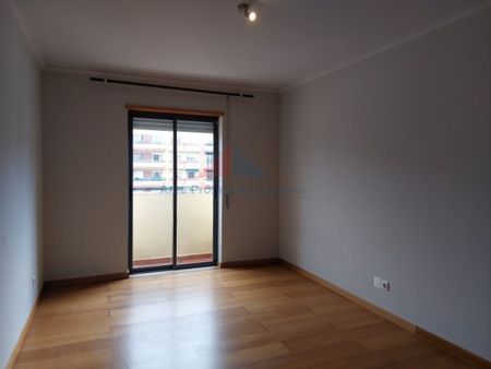 3 room luxury Flat for rent in Cascais e Estoril, Portugal - Photo 5