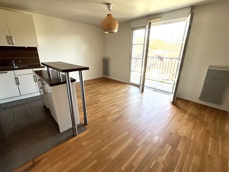 Location Appartement 3 pièces 58m² - Photo 2