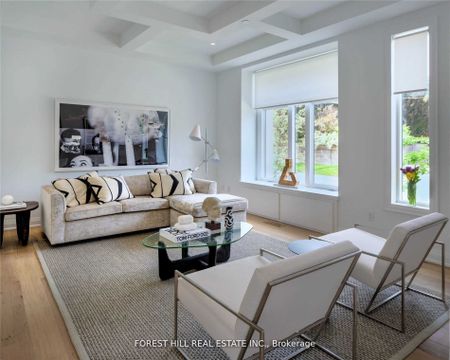 For Lease - 23C Lascelles Boulevard, Toronto, Ontario - Photo 4