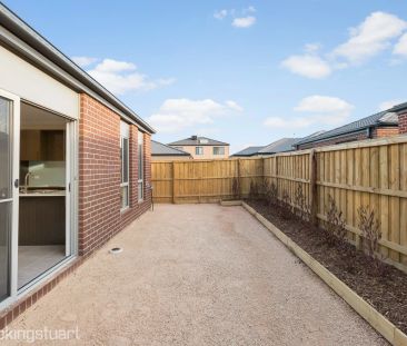 9 Magellan Crescent, - Photo 1