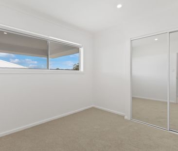 Stylish Family Living at Its Finest - Photo 5