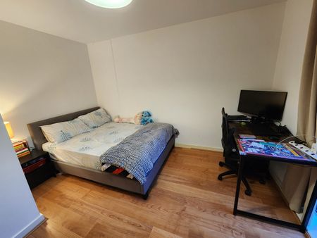 1 Bed Flat, Burgoyne House, TW8 - Photo 4