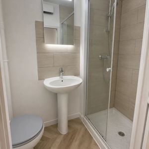 Location Appartement 1 pièce 23m² BRIOUDE 43100 - Photo 2