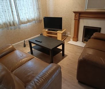 41 Eastfield Crescent - Photo 5