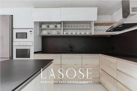 Apartment 230m² with garage to rent in Sarrià, Barcelona - Photo 4